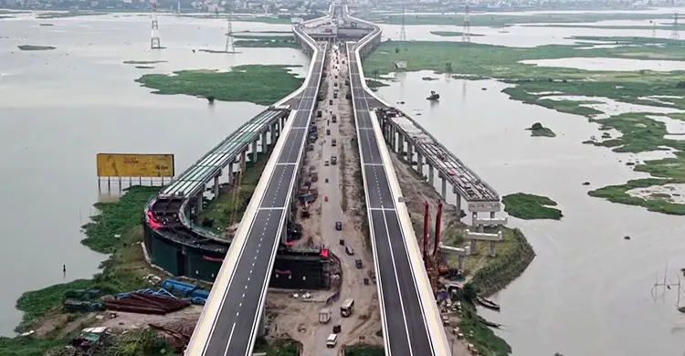দীর্ঘ ভোগান্তির পর আশুলিয়ায় স্বস্তির নতুন সড়ক