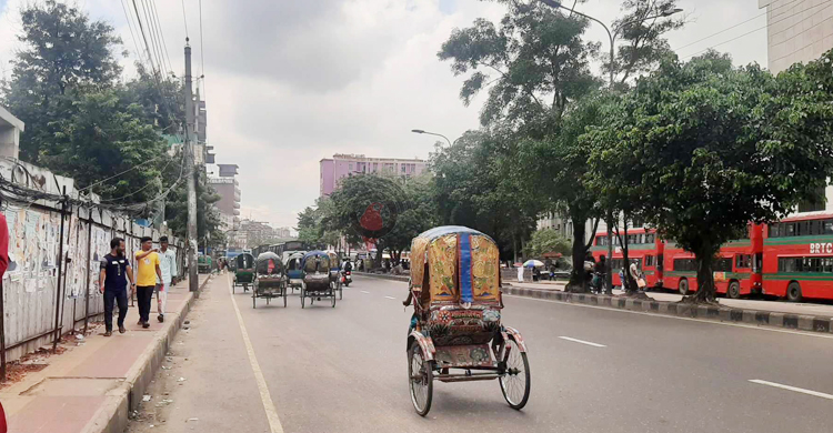 স্বরূপে ফেরেনি ঢাকা, সড়কে স্বস্তি