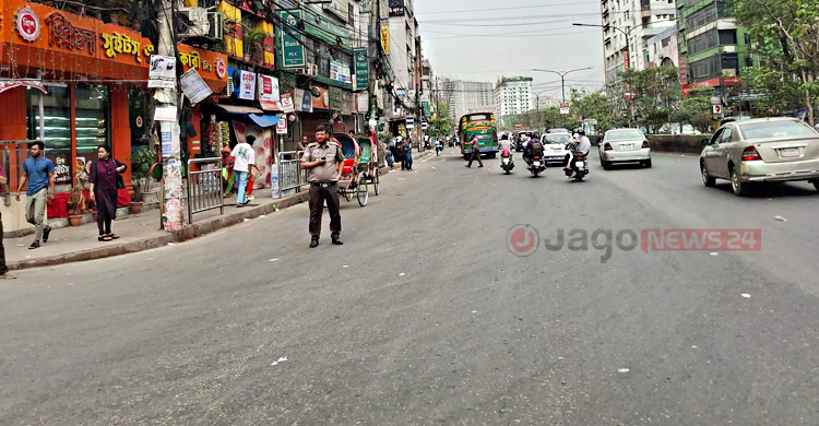 ঈদের ছুটি শুরু, অনেকটাই ফাঁকা ঢাকা