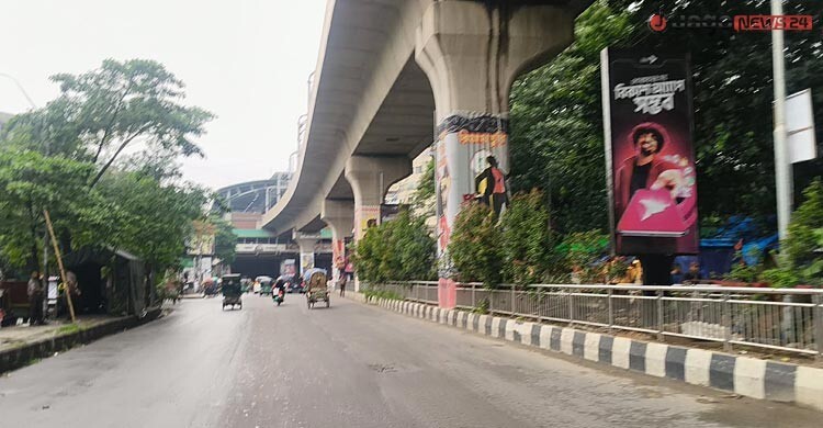 ধীরে ধীরে ফাঁকা হচ্ছে ঢাকার রাস্তা