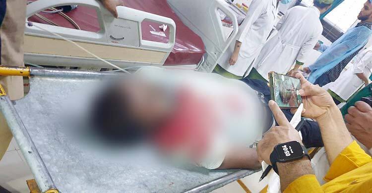 Unidentified youth killed in clash near Dhaka College