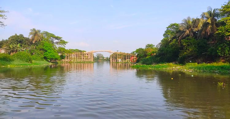 ঢাকার কাছেই গ্রামের ছোঁয়া পেতে দাশেরকান্দি-কায়েতপাড়ায়