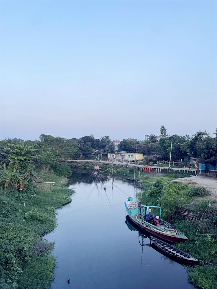 ঢাকার কাছেই গ্রামের ছোঁয়া পেতে দাশেরকান্দি-কায়েতপাড়ায়