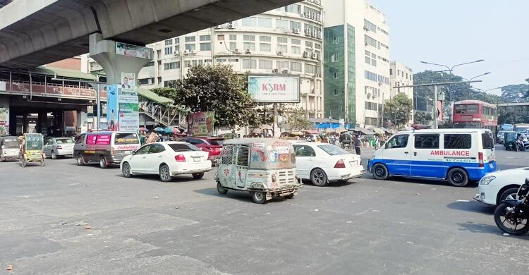 শাহবাগ ছাড়লেন শিক্ষার্থীরা, যান চলাচল স্বাভাবিক