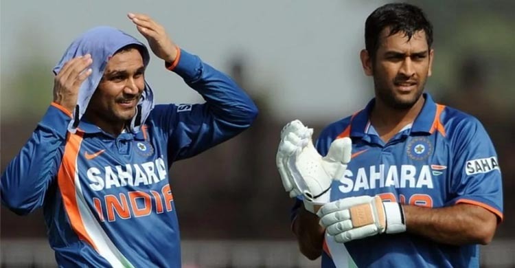 বাদ দেন ধোনি, শেবাগের ক্যারিয়ার বাঁচান শচিন