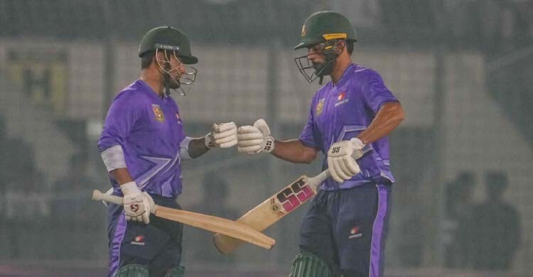 লিটন-সাইফের ব্যাটে জয়ে শুরু ধুমকেতুর