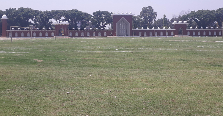 এশিয়ার বৃহৎ ঈদগাহ মাঠের প্রস্তুতি চলছে দিনাজপুরে