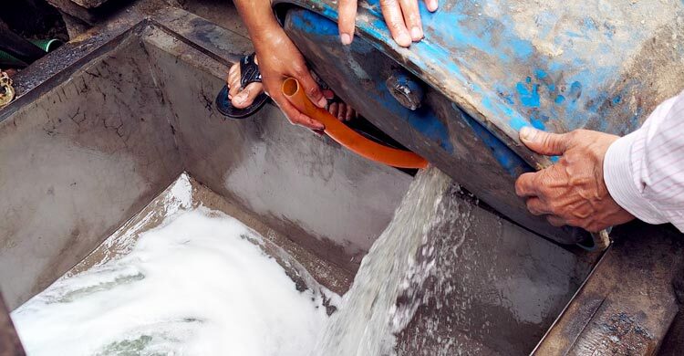 দিনাজপুরে অবৈধভাবে মজুত ১৬৭১ লিটার ডিজেল জব্দ