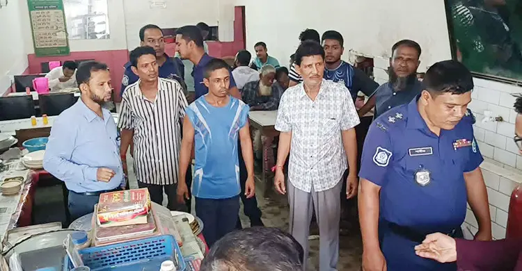 হোটেলে অস্বাস্থ্যকর পরিবেশ, দোকানে নিষিদ্ধ রেড বুল