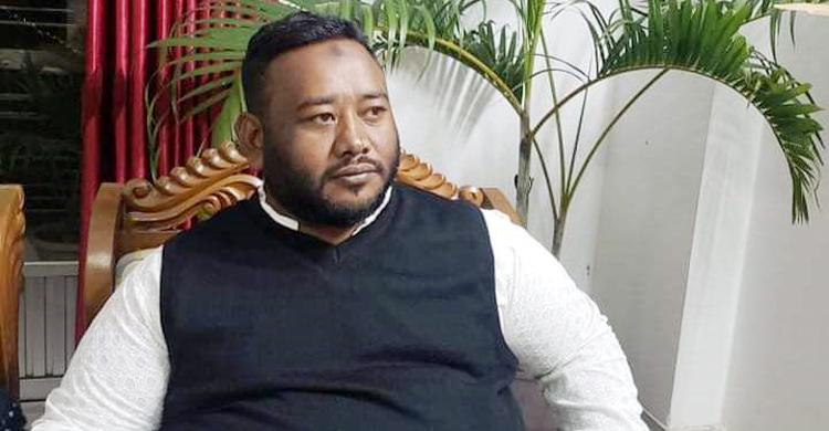 গাছ চুরির অভিযোগে জেলা পরিষদ সদস্যের বিরুদ্ধে মামলা