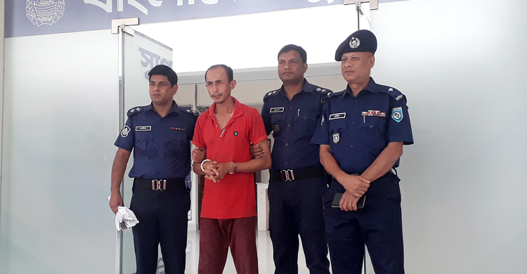 নারী হোটেল শ্রমিককে কুপিয়ে হত্যা: পরকীয়া প্রেমিক গ্রেফতার