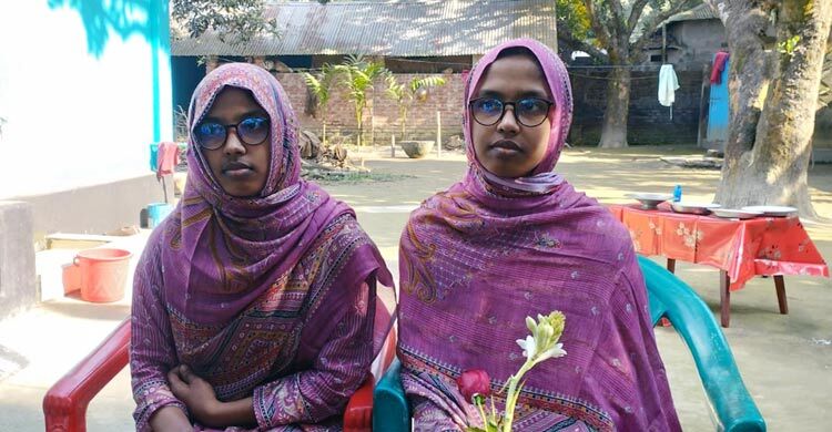 যমজ মুসফিকা ও মাখনুন পড়বেন মেডিকেলে, পরিবারে আনন্দের বন্যা