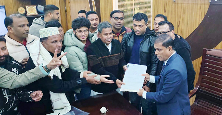 দিনাজপুর-৩ আসনে খালেদা জিয়ার পক্ষে মনোনয়নপত্র জমা