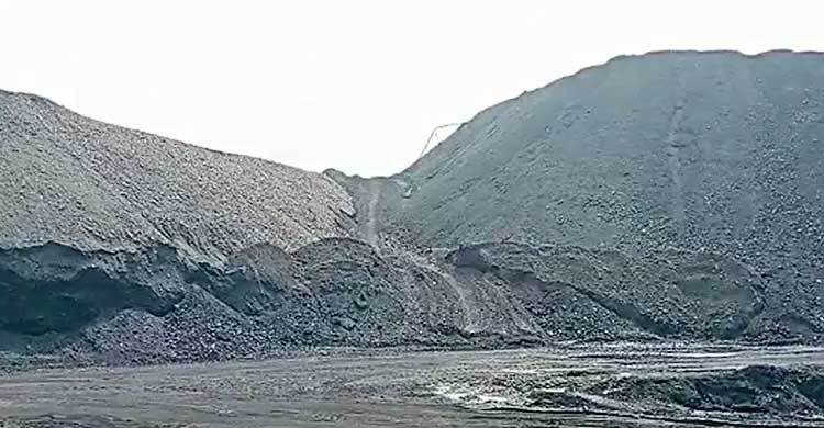 Coal, hardrock stockpile threatens production at Dinajpur mines