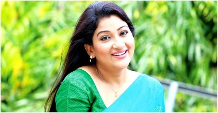 দোয়া চাইলেন অভিনেত্রী দীপা খন্দকার