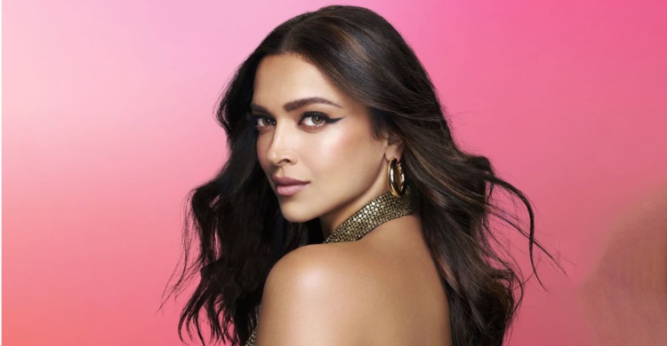 জন্মদিনে অনুরাগীদের জন্য বিশেষ চমক দীপিকার, কত বছরে পা দিলেন তিনি