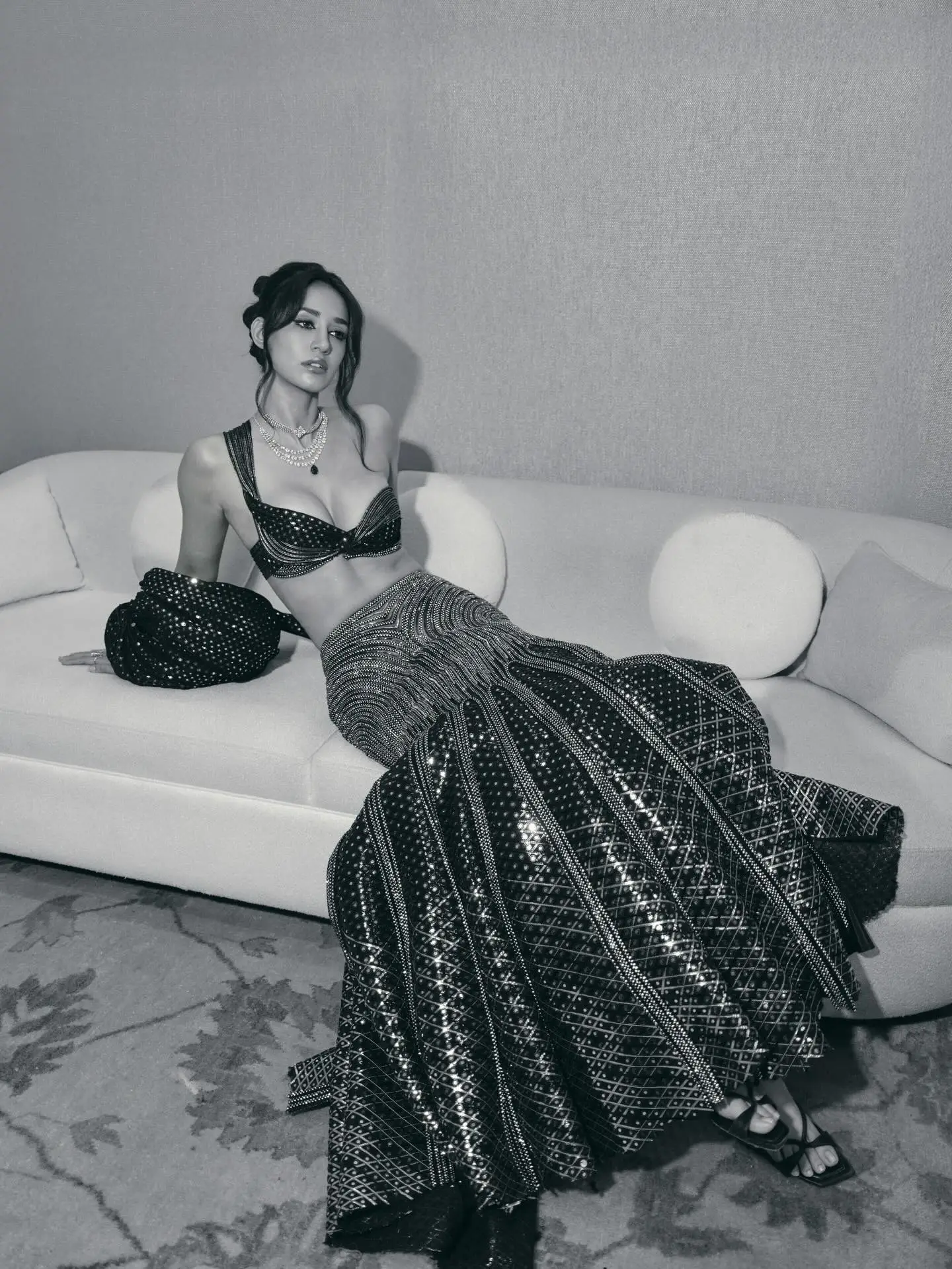 দিশার গ্ল্যামারে মাতলো ল্যাকমে মঞ্চ