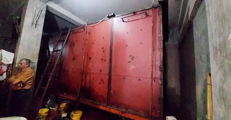 Trader stores 25,000 liters of diesel in building basement, fined