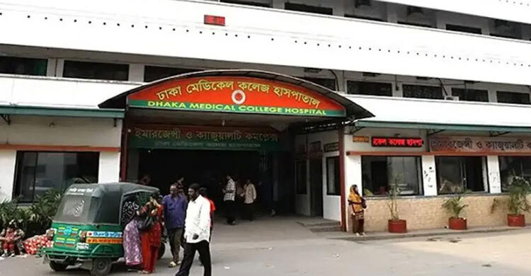 গাজীপুরে ওষুধ কোম্পানির প্রতিনিধিকে কুপিয়ে লাখ টাকা ছিনতাই