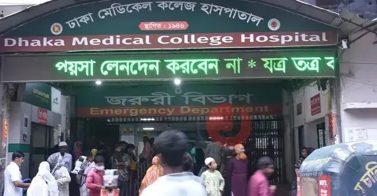 পুলিশের হাতে রিকশা জব্দ, ঘরে ফিরতে গিয়ে কাভার্ড ভ্যানের চাপায় নিহত