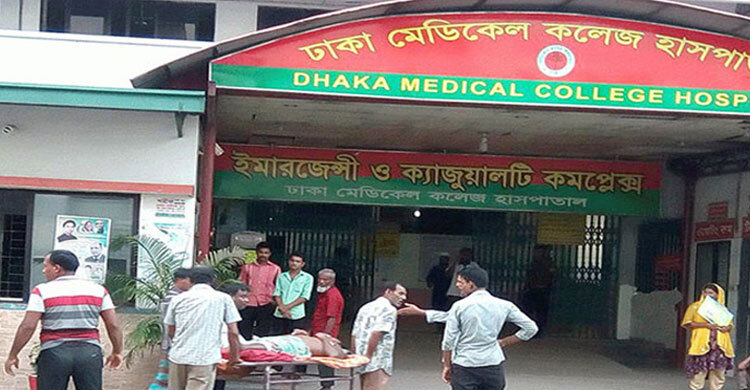 কথা কাটাকাটির জেরে অটোরিকশা চালককে কুপিয়ে হত্যা