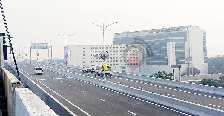 ঢাকার রাস্তার যেসব ট্রাফিক নির্দেশনা ডিএমপির