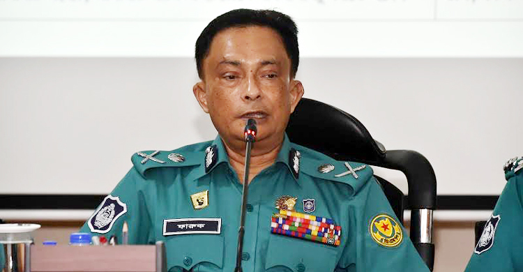 আইনশৃঙ্খলা রক্ষা ও অপরাধ নিয়ন্ত্রণে সমান গুরুত্ব দিতে হবে