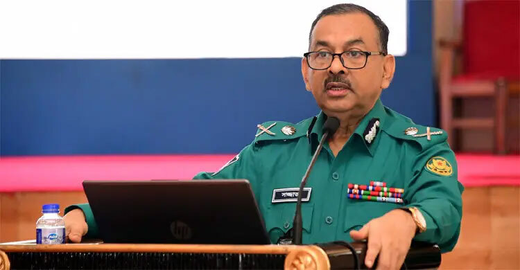 ডিএমপি কমিশনারকে নিয়ে অপপ্রচার: কঠোর ব্যবস্থা নেওয়ার হুঁশিয়ারি