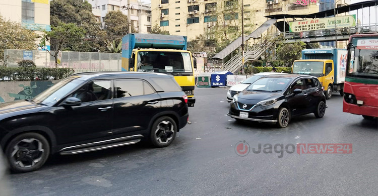 ঢাকার সড়কে গতি ফিরিয়েছে ৭০ ইন্টারসেকশন