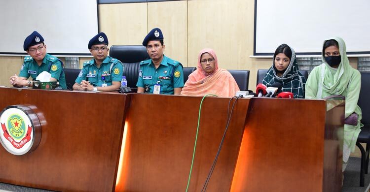 অটোরিকশা চালক আকরাম হত্যা মামলার রহস্য উদঘাটন, দুই যুবক গ্রেফতার
