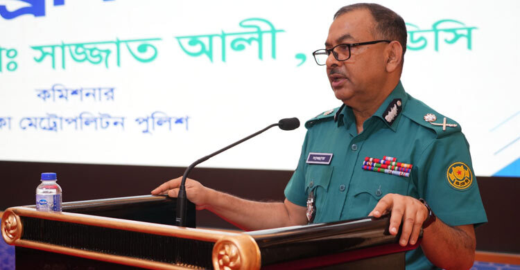 পুলিশের সুনাম-দুর্নাম আপনাদের ওপর নির্ভর করে