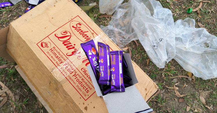 কুরিয়ারে নকল পণ্য সরবরাহ, ২ ব্যবসায়ীর কারাদণ্ড