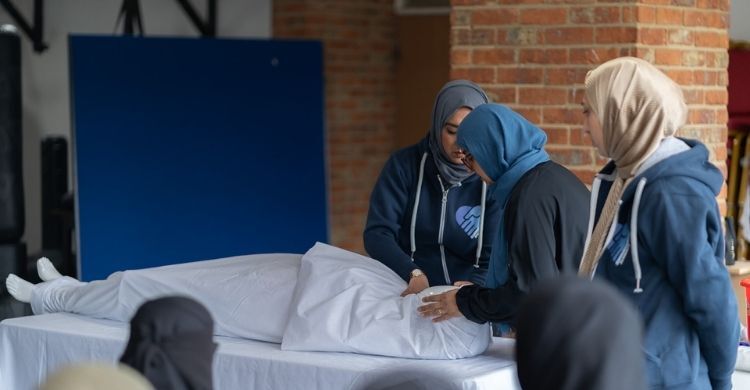 মৃত মানুষ দেখলে যে দোয়া পড়বেন