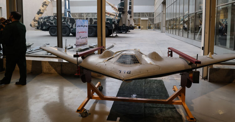 ইরানের সেনাবাহিনীতে যুক্ত হলো এক হাজার নতুন ড্রোন, কঠোর হুঁশিয়ারি