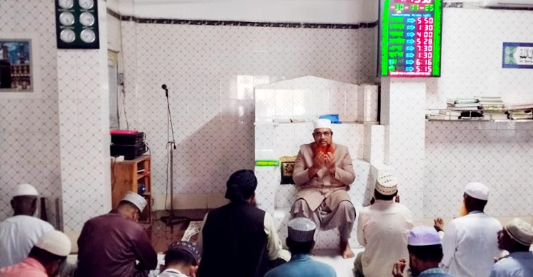 খালেদা জিয়ার সুস্থতা কামনায় কুয়াকাটায় জামায়াতের দোয়া মাহফিল