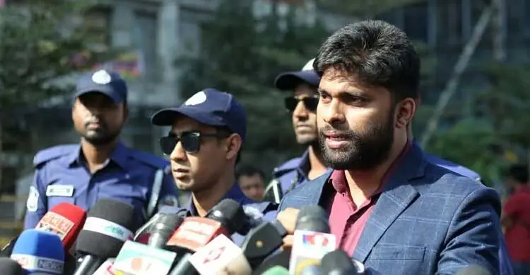 হাদির অবস্থা আশঙ্কাজনক ও অপরিবর্তিত চিকিৎসক