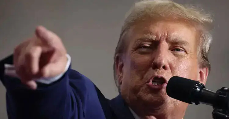 ১৯ দেশের অভিবাসন আবেদন প্রক্রিয়া স্থগিত করলো যুক্তরাষ্ট্র