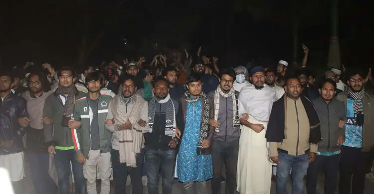 কুষ্টিয়া-খুলনা মহাসড়ক অবরোধ ইবি শিক্ষার্থীদের