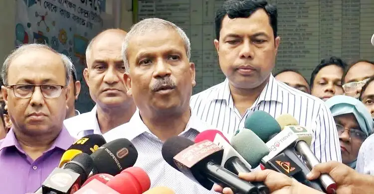 পলাতক হাসিনার সন্ত্রাসীদের জামিন দিয়ে দেয়া কোনো আইনে গ্রহণযোগ্য নয়