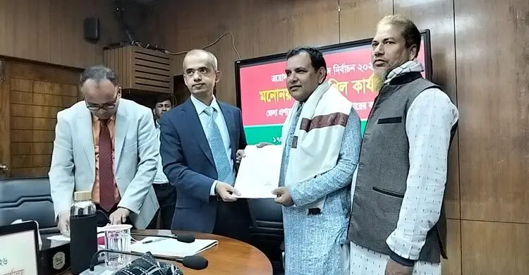 শেষ দিনে ঢাকা জেলার ৫ আসনে ৪৪ প্রার্থীর মনোনয়নপত্র দাখিল