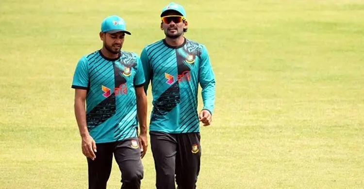 প্রিমিয়ার লিগে ফিরছেন তারকারা