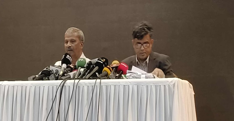 নির্বাচনী কাজে নিয়োজিতরা পোস্টাল ব্যালটে ভোট দিতে পারবেন