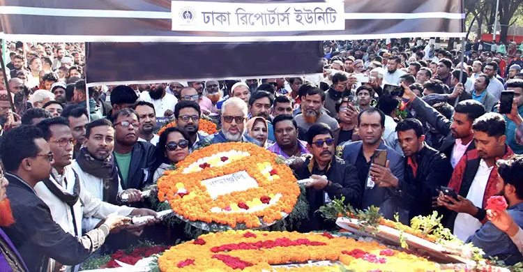 শহীদ বুদ্ধিজীবীদের প্রতি ডিআরইউ’র শ্রদ্ধা নিবেদন