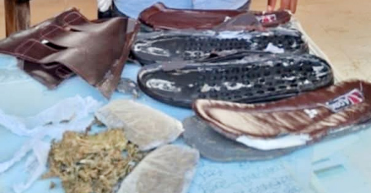 কারাগারে হাজতিকে অভিনব কায়দায় গাঁজা দিতে গিয়ে যুবক আটক