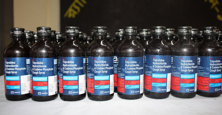 মাদক কারবার নিয়ন্ত্রকারী আওয়ামী লীগ নেত্রী ময়নাসহ গ্রেফতার ৬