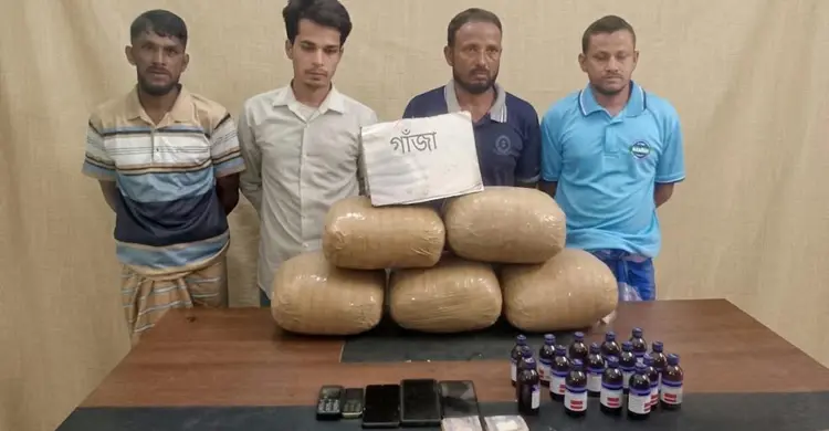 কুড়িগ্রামে র‍্যাবের মাদকবিরোধী অভিযানে ৪ কারবারি গ্রেফতার