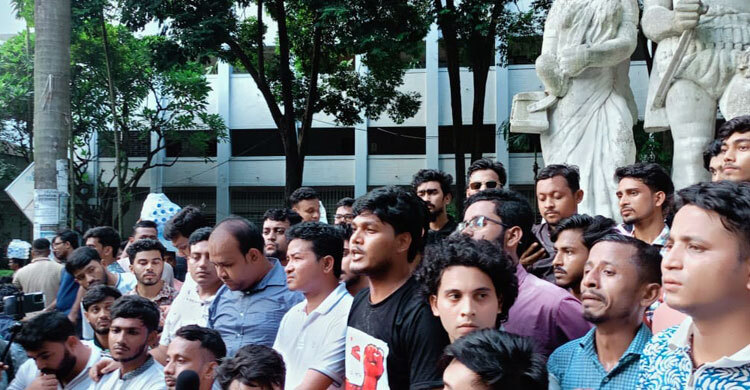 ঢাবি ভিসিও স্বৈরাচারের দোসর ছিলেন: ঢাবি ছাত্রদল সভাপতি গণেশ