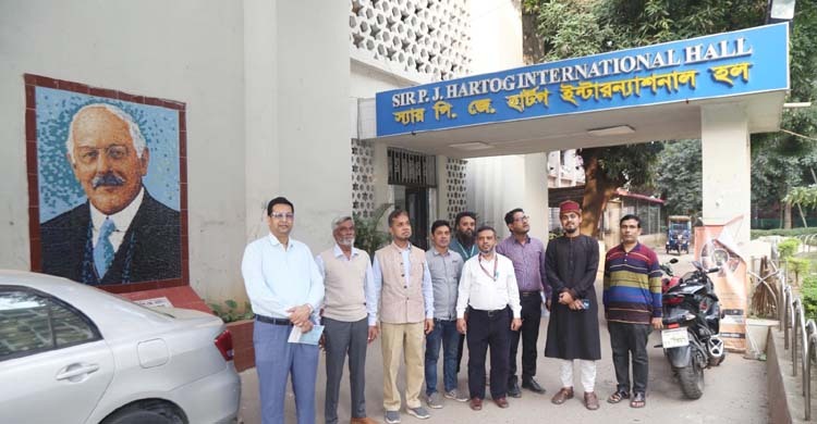 ঢাবির আরও ৪ হল পরিদর্শন করলো বুয়েটের বিশেষজ্ঞ দল