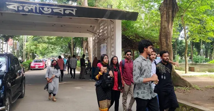 ঢাবির নবীন শিক্ষার্থীদের জন্য দ্রুত আবাসন চায় ছাত্র ফ্রন্ট