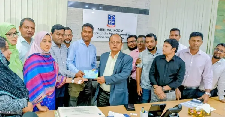 ঢাবি অ্যালামনাই ৯৯-২০০০ এর রজতজয়ন্তীর প্রস্তুতি শুরু, ওয়েবসাইট উদ্বোধন